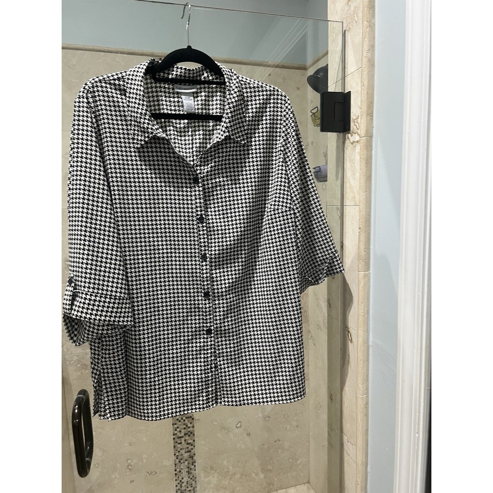Catherines Womens Houndstooth Button Up Top Size 2XWP Black White Blouse
